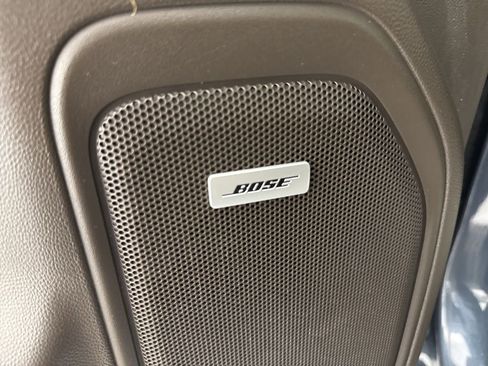 Used 2019 Chevrolet Silverado 1500 LTZ w/ LTZ Premium Package AWD/4WD image 14