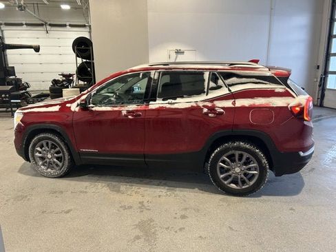 Used 2023 GMC Terrain SLT w/ Tech Package image 6