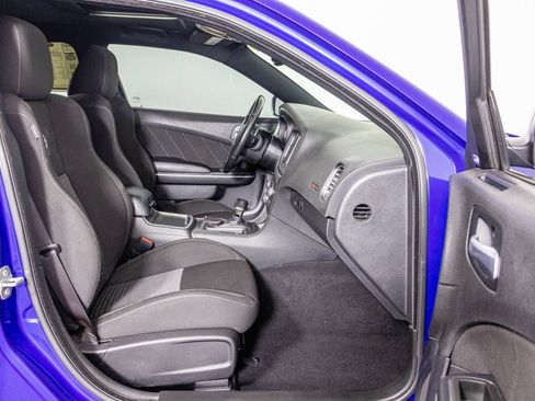 Used 2022 Dodge Charger Scat Pack RWD image 45