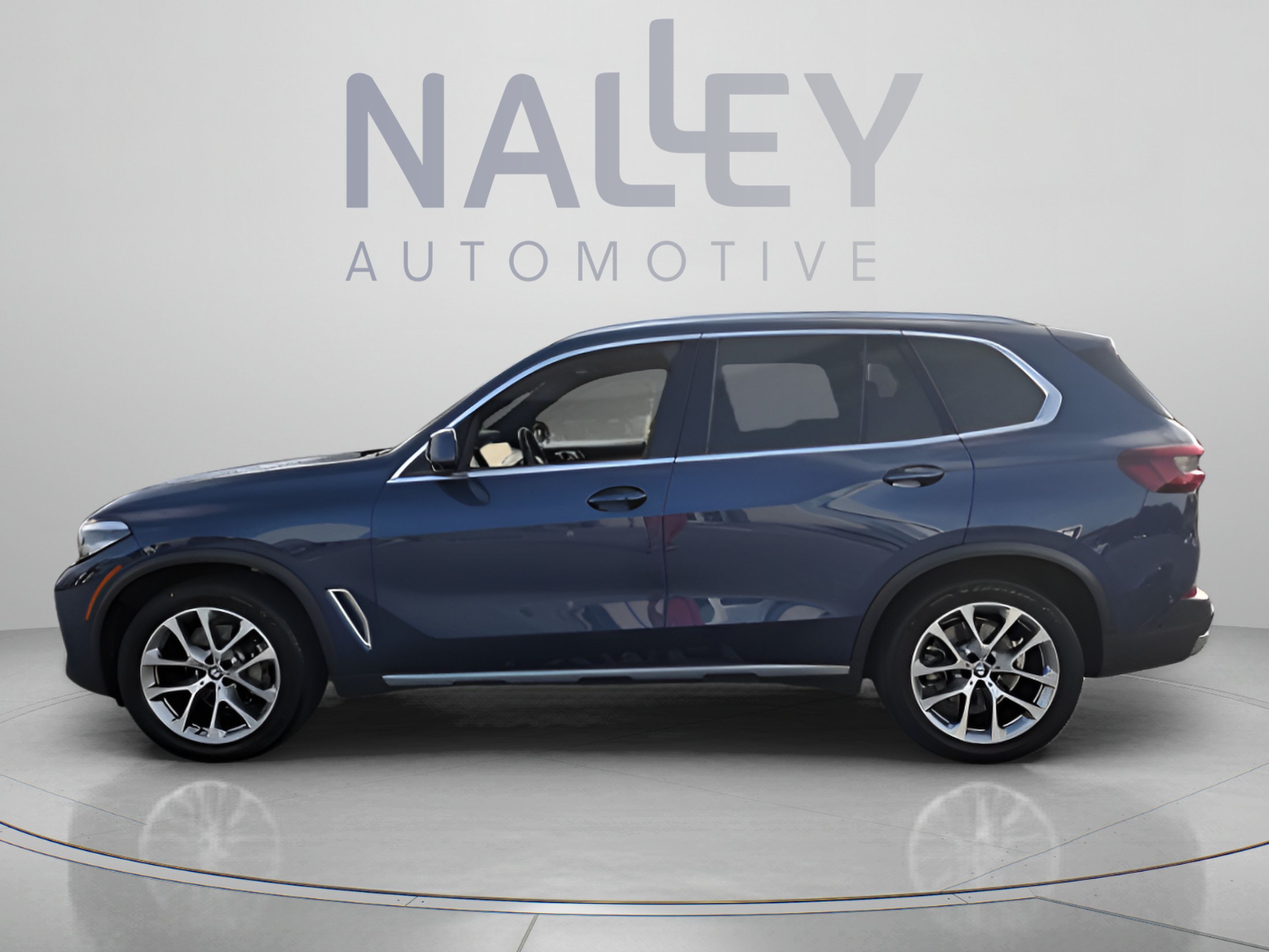 Used 2022 BMW X5 sDrive40i RWD image 2