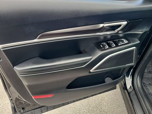Certified 2025 Kia Telluride S AWD/4WD image 20