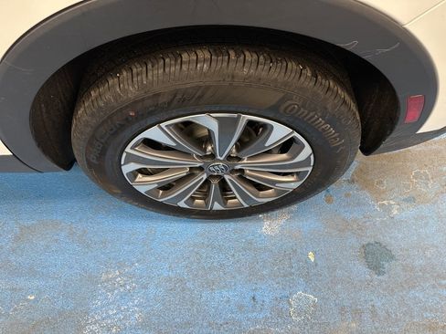 Certified 2024 Buick Envision Preferred image 16