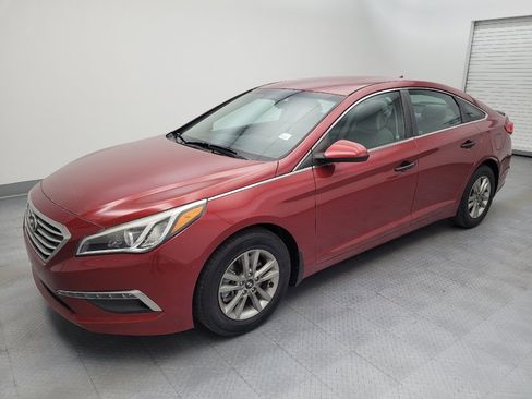 Used 2015 Hyundai Sonata SE FWD image 2