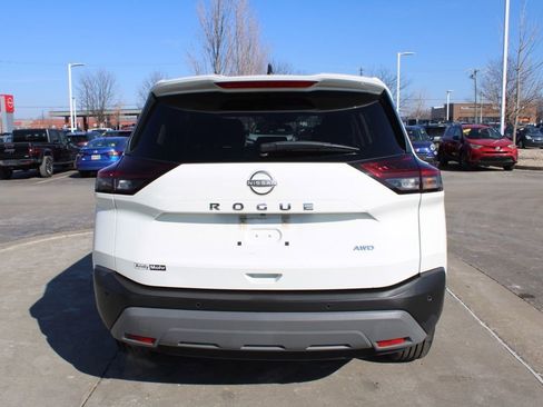 Used 2023 Nissan Rogue S image 8
