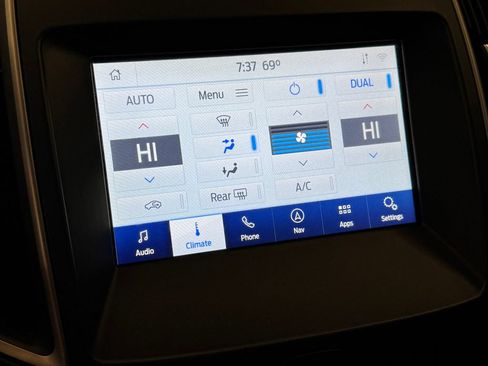 Used 2020 Ford Edge SEL w/ Convenience Package AWD/4WD image 15