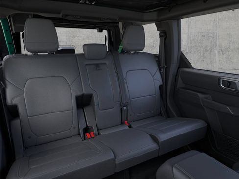 New 2025 Ford Bronco Badlands w/ Sasquatch Package AWD/4WD image 36