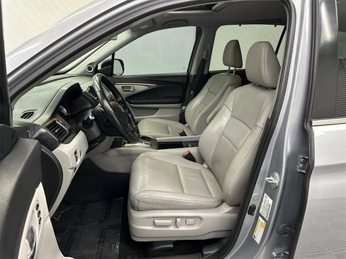 Used 2021 Honda Pilot Special Edition image 9