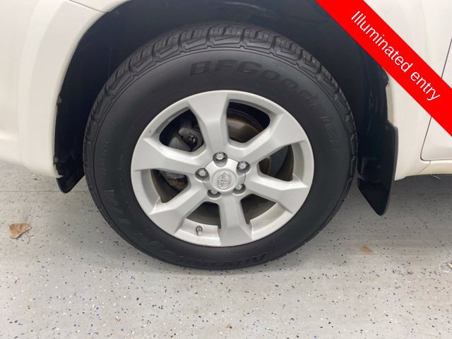Used 2011 Toyota RAV4 Limited w/ Limited Extra Value Pkg AWD/4WD image 9