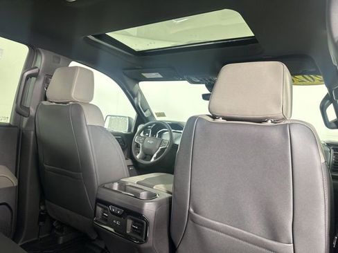 New 2026 Chevrolet Silverado 1500 ZR2 image 15