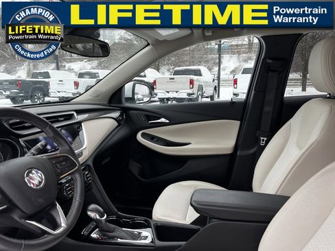 Used 2023 Buick Encore GX Select image 19