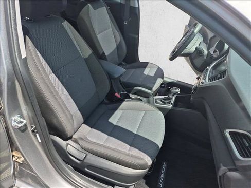Used 2022 Hyundai Accent Limited FWD image 20