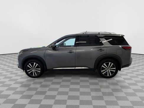 Used 2024 Nissan Pathfinder Platinum w/ Cargo Package AWD/4WD image 6