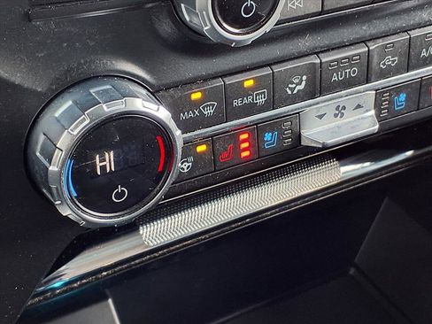 Used 2021 Ford F150 Lariat w/ Equipment Group 502A High image 5