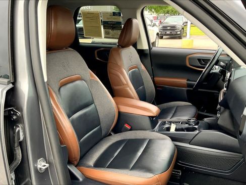 Certified 2023 Ford Bronco Sport Outer Banks w/ Tech Package image 9