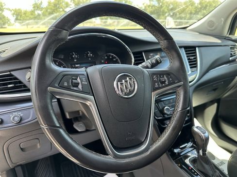 Used 2019 Buick Encore Preferred image 23