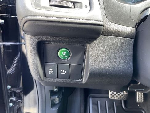 Used 2022 Honda HR-V Sport image 18