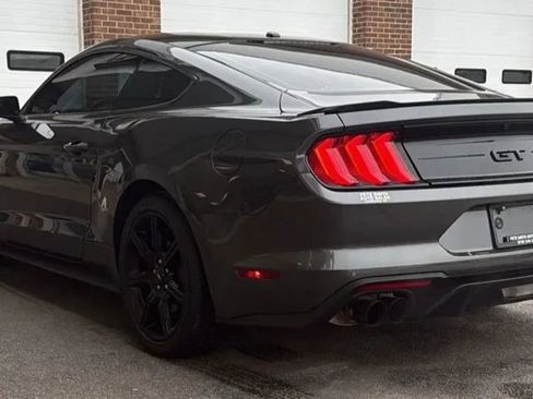 Used 2020 Ford Mustang GT w/ Equipment Group 301A image 5