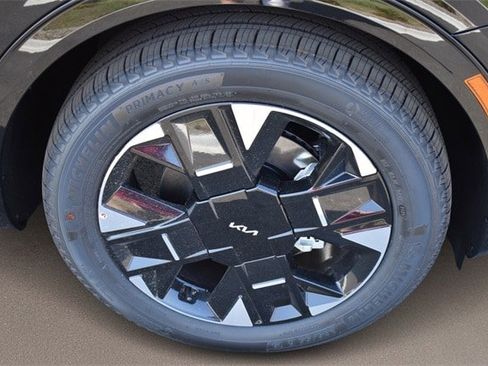 New 2026 Kia Sportage SX image 12