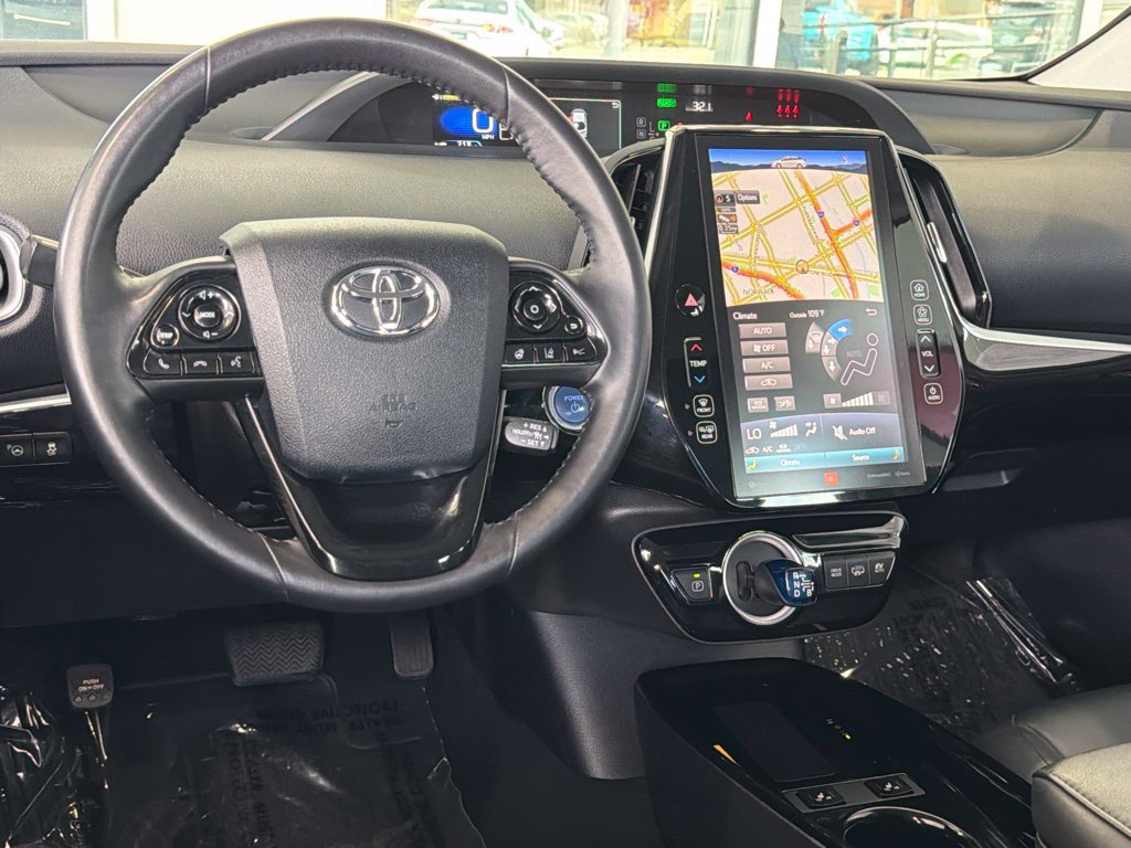 Certified 2020 Toyota Prius Prime Limited FWD image 31