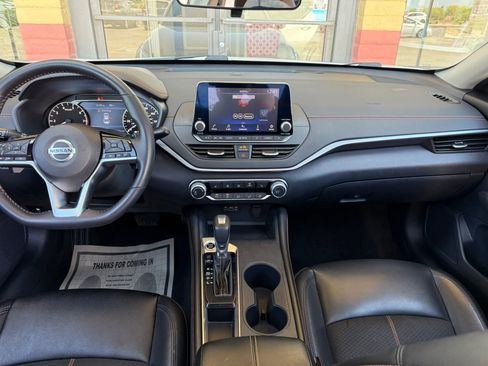 Used 2021 Nissan Altima 2.5 SR w/ SR Premium Package FWD image 28