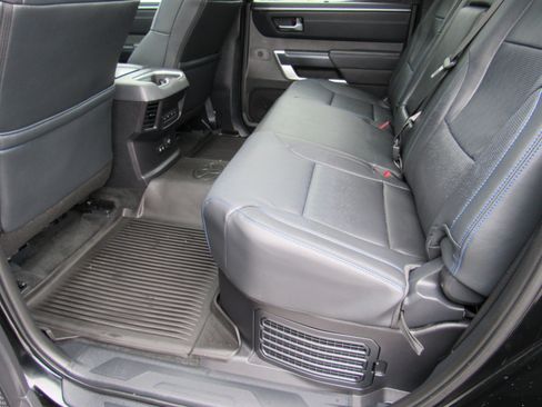 Used 2025 Toyota Tundra Platinum AWD/4WD image 41