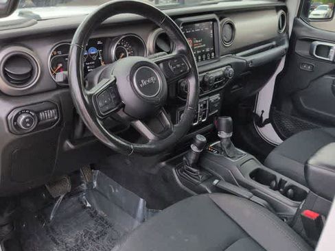 Used 2021 Jeep Gladiator Sport AWD/4WD image 10