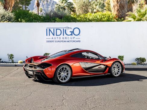 Used 2015 McLaren P1 RWD image 6