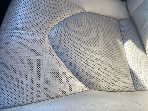 Used 2023 Toyota Highlander Platinum image 34