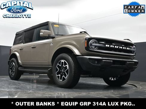 Used 2025 Ford Bronco Outer Banks AWD/4WD image 20