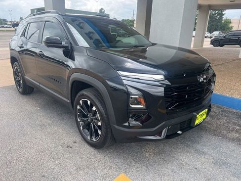 Used 2025 Chevrolet Equinox RS w/ Safety and Technology Package AWD/4WD image 2