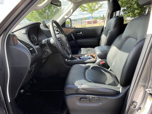 Used 2022 Nissan Armada SL AWD/4WD image 11