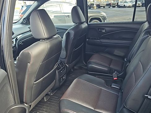 Used 2021 Honda Pilot Black Edition image 27