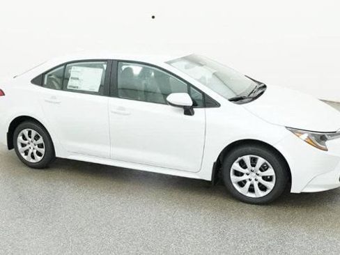 New 2026 Toyota Corolla LE FWD image 11