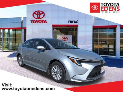 Certified 2026 Toyota Corolla XLE image 1