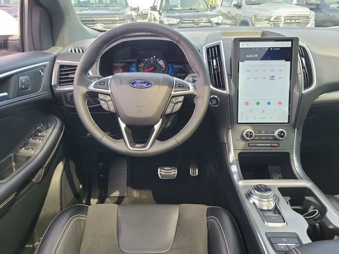 Certified 2022 Ford Edge ST w/ Equipment Group 401A AWD/4WD image 12