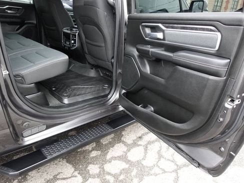 Used 2022 RAM 1500 Big Horn AWD/4WD image 29