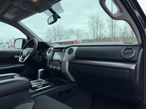 Used 2016 Toyota Tundra SR5 image 19