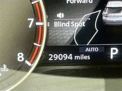 Used 2023 Nissan Rogue SV image 15