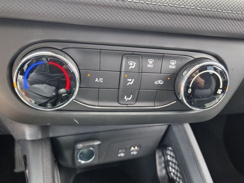 New 2026 Chevrolet TrailBlazer LS w/ LS Convenience Package FWD image 28