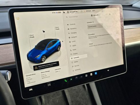 Used 2023 Tesla Model Y Long Range image 33