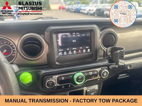 Used 2023 Jeep Gladiator Sport w/ Trailer Tow Package AWD/4WD image 35