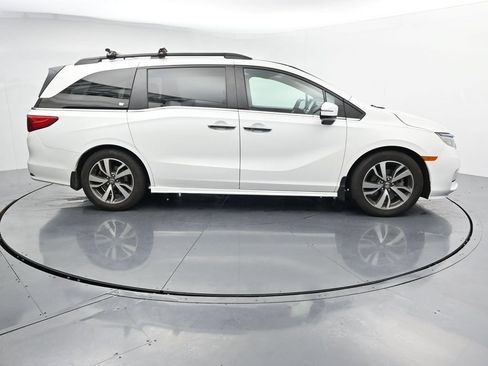 Used 2023 Honda Odyssey Touring image 9