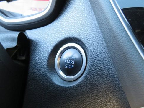 Used 2021 Toyota Corolla SE image 25