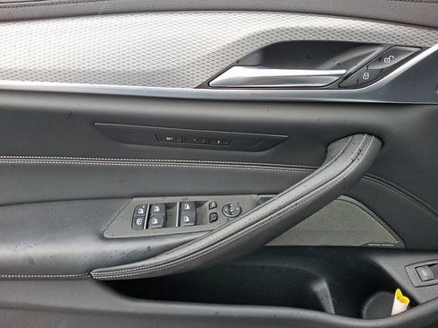 Used 2019 BMW M550i xDrive w/ Dynamic Handling Package image 13