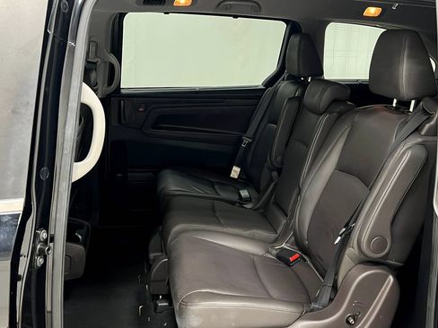 Used 2018 Honda Odyssey Touring image 32