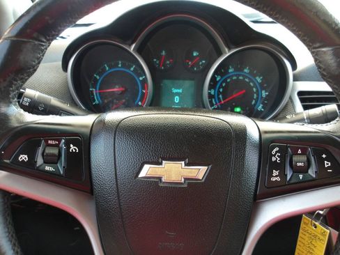 Used 2012 Chevrolet Cruze LT FWD image 15