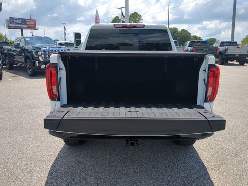 Used 2025 GMC Sierra 1500 AT4X AWD/4WD image 23