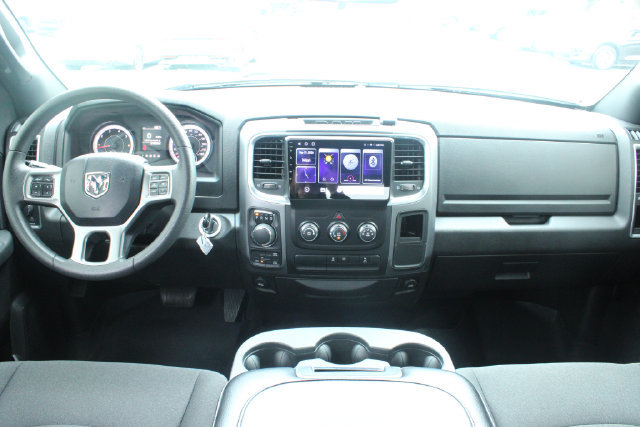 Used 2024 RAM 1500 Warlock AWD/4WD image 16