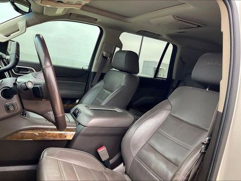 Used 2015 GMC Yukon Denali w/ Premium Package image 9