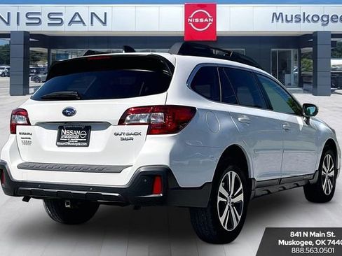 Used 2019 Subaru Outback 3.6R Limited AWD/4WD image 5